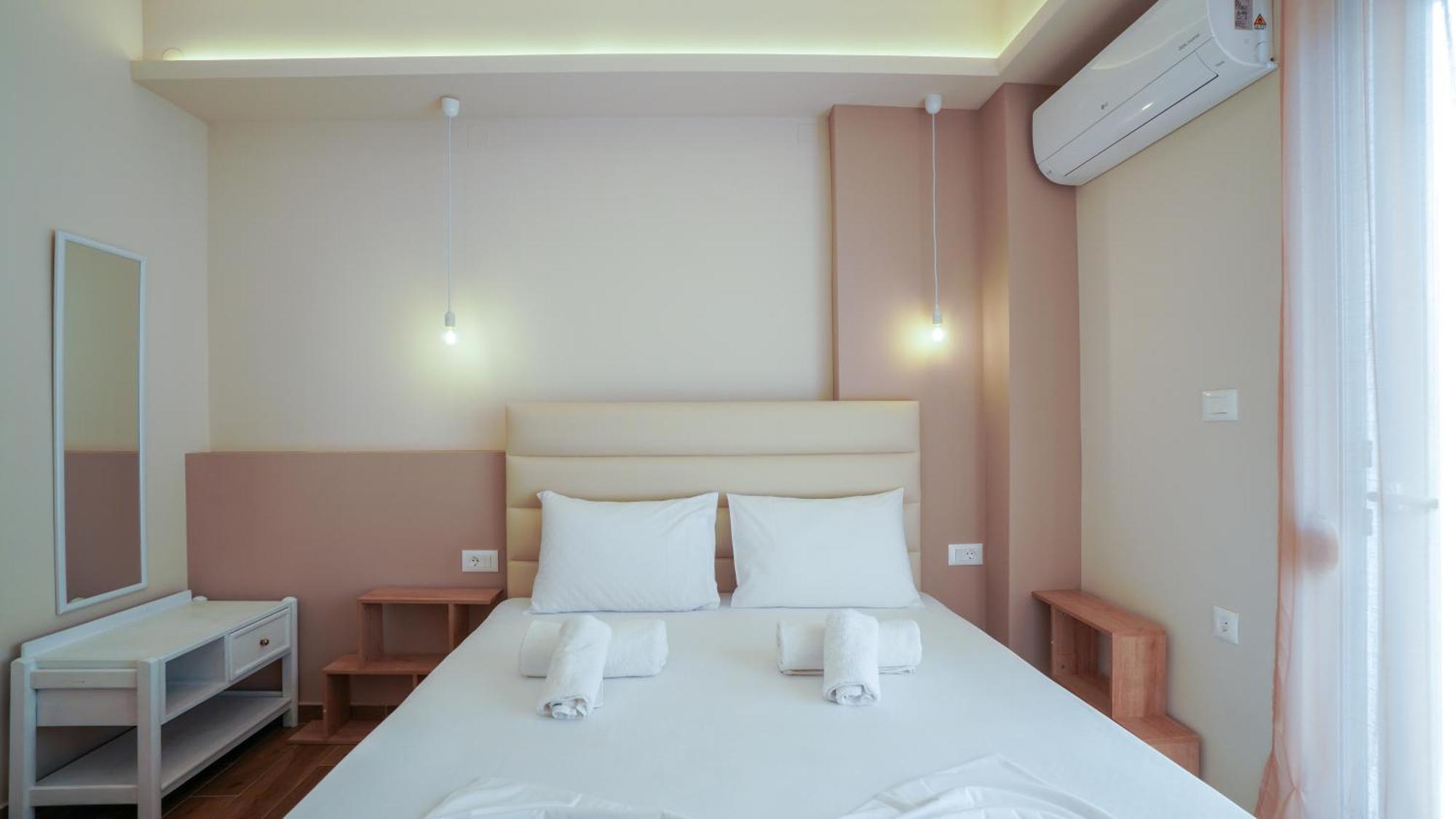 Odyssey Residences 2 Ханья Экстерьер фото